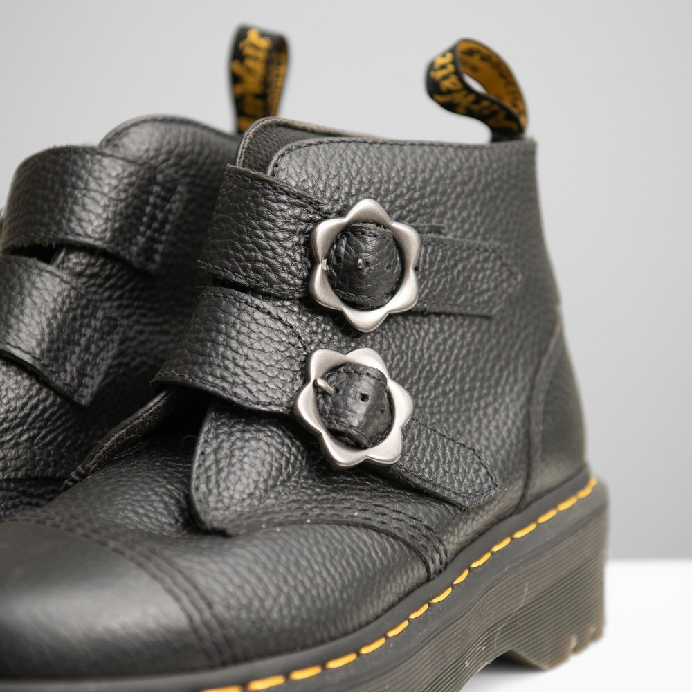 Dr Martens Leather Chunky Platform Boots Sz8 Flower Buckle Edgy Goth Girl Grunge - Picture 3 of 8